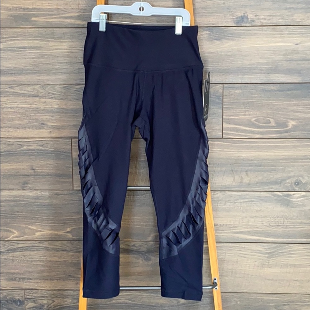 90 Degree by Reflex Stormy Night 22 inch Capri